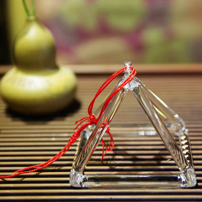 چین 3 &quot;- 32&quot; هرم پیمایش کوارتز / Clear Pyramid کریستال برای مدیتیشن چاکرا تامین کننده